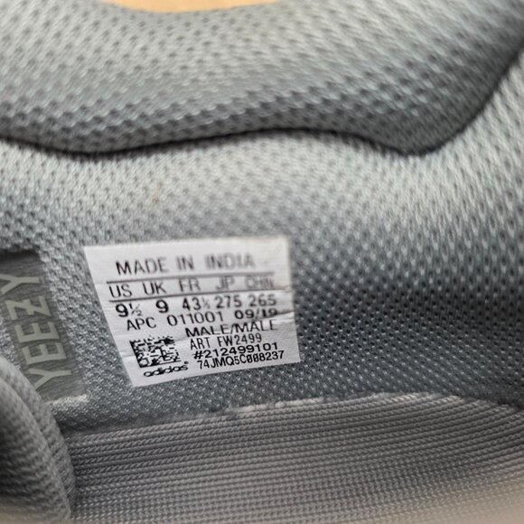 Adidas Yeezy Boost 700 Mens Sneakers shoes teal Blue Size 9.5 main image 7